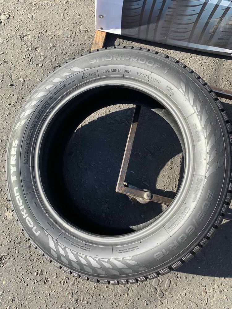 Шини нові 205/60 R16 Nokian 2023р, зима