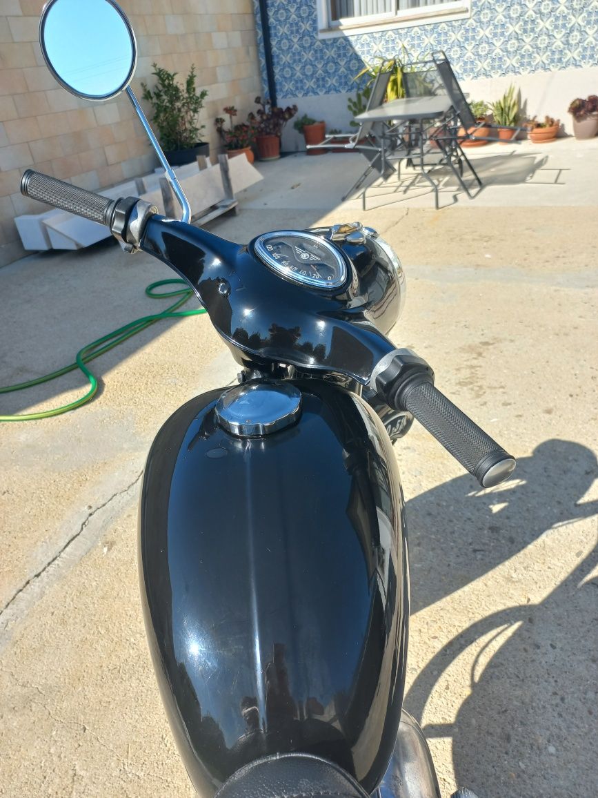 Mota Java CZ 175 De 1963