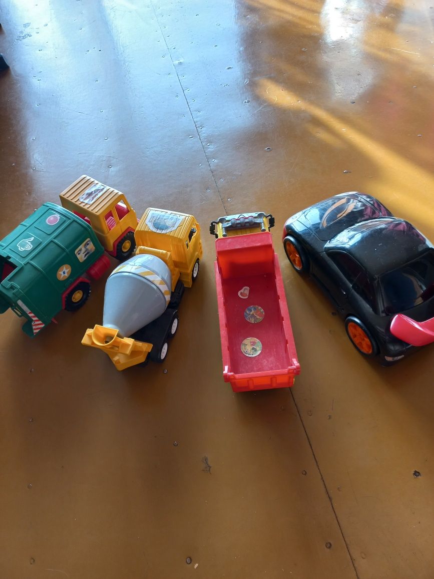 Samochody zabawki