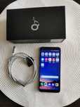 Smartfon LG Q7  w bardzo dobrym stanie.