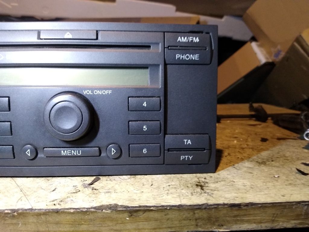 Radio Ford 600 CD oryginał C-Max focus MK2