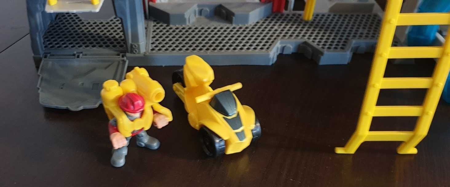 Transformers Rescue Bots Hasbro Playskool - Remiza Strażcka