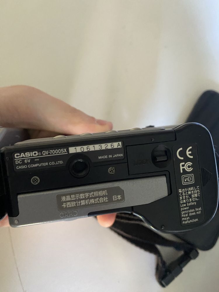 Aparat casio LCD digital camera qv-7000sx z futerałem