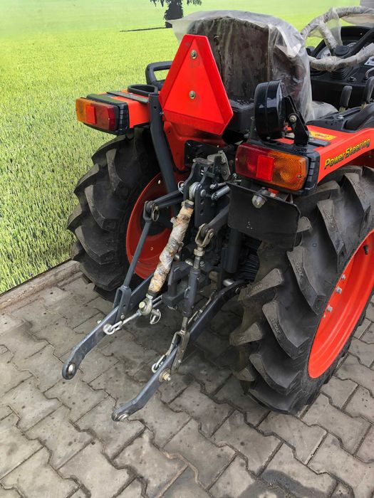 Traktorek Kubota NeoStar B2741S 27KM 4x4