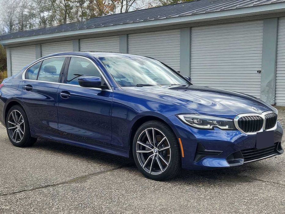 BMW 3 Series      2020