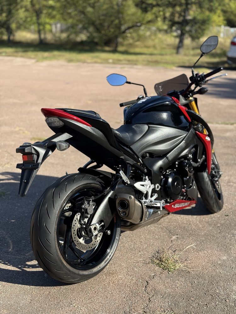 Suzuki GSX-S1000 Сузуки з Японії