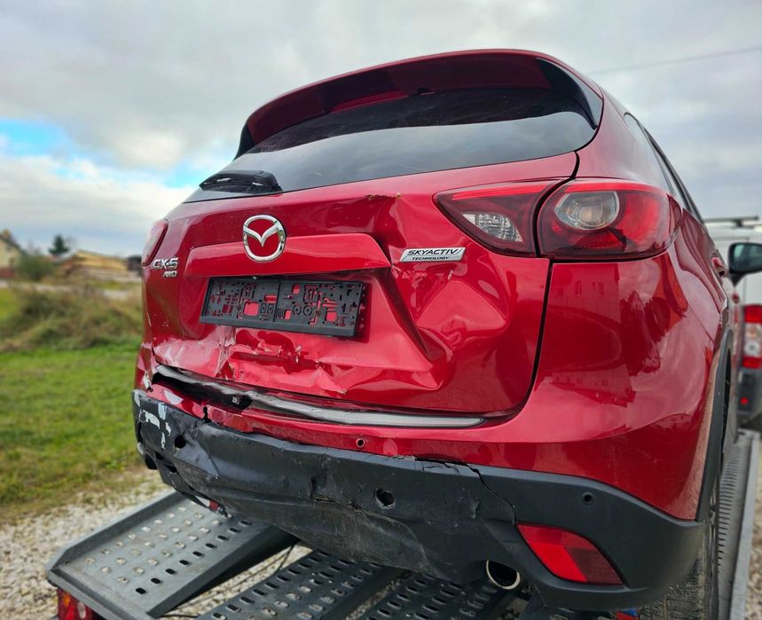 Mazda CX-5 2.2 175KM AWD 41v uszkodzony tył