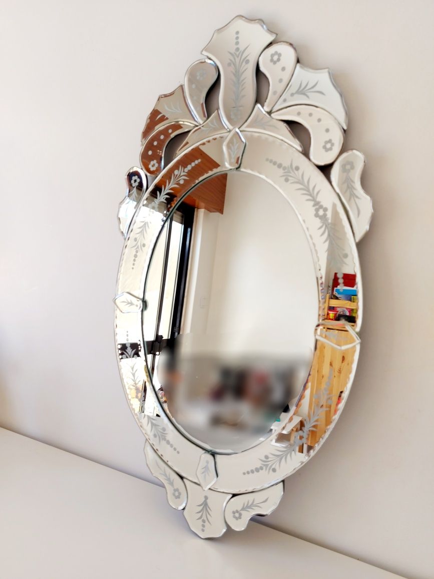 Pequeno espelho veneziano 65cm x 34cm