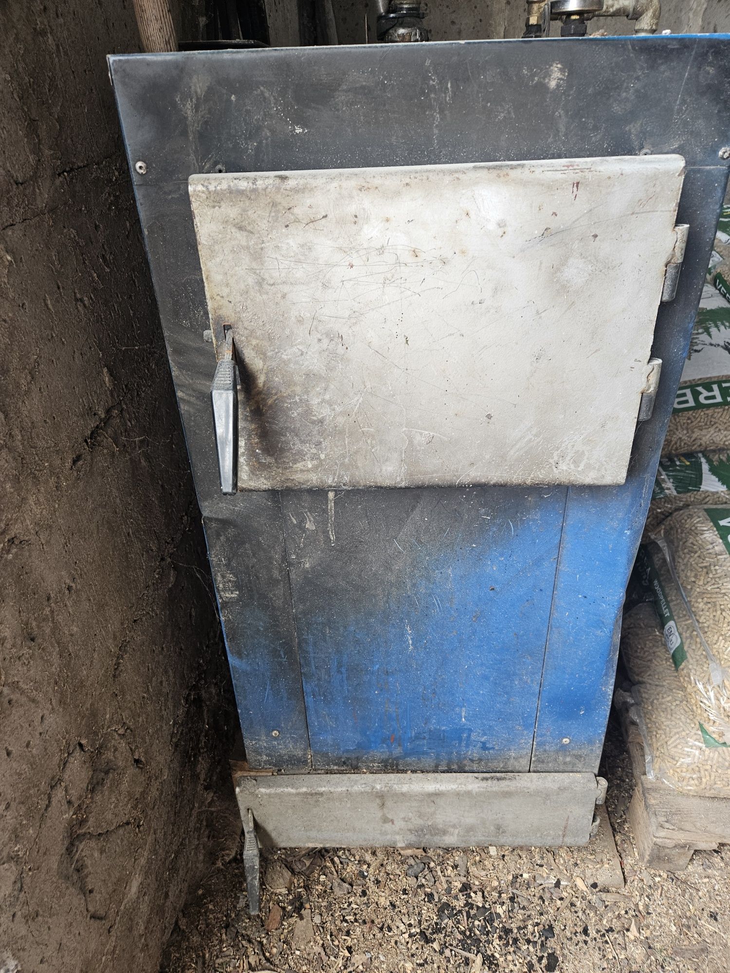 .Piec C.o 24 kw.