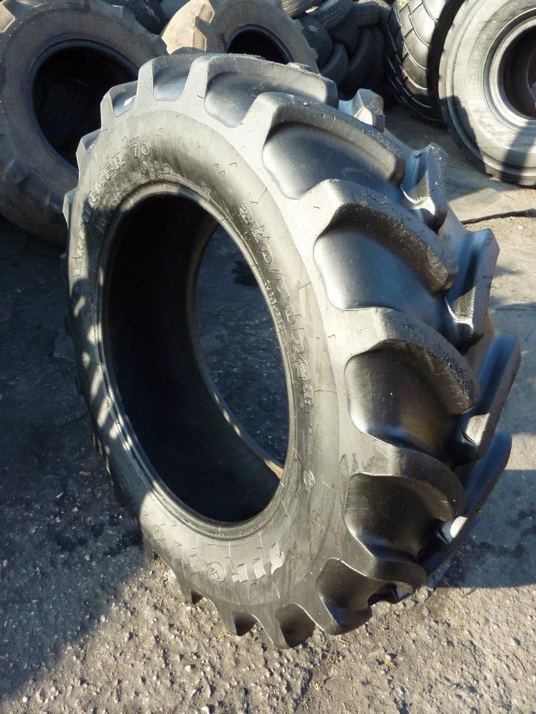 Opona używana rolnicza 360/70R28 FIRESTONE PERFORMER 70; 800zł W1031