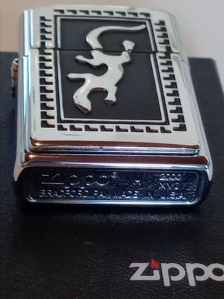 Isqueiro Zippo Gecko