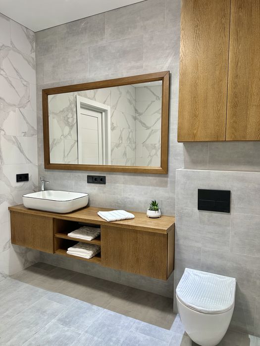 таунхаус з НОВЕСЕНЬКИМ  ремонтом в зручній локації