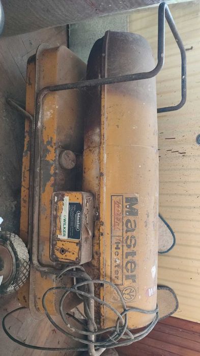 Wyprzedam narzędzia budowlane / materiały budowlane