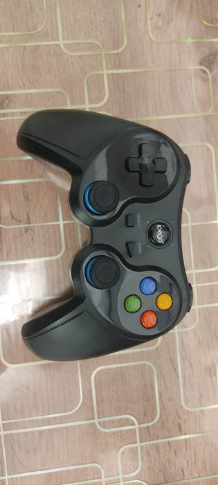 Продам джойстик универсальный