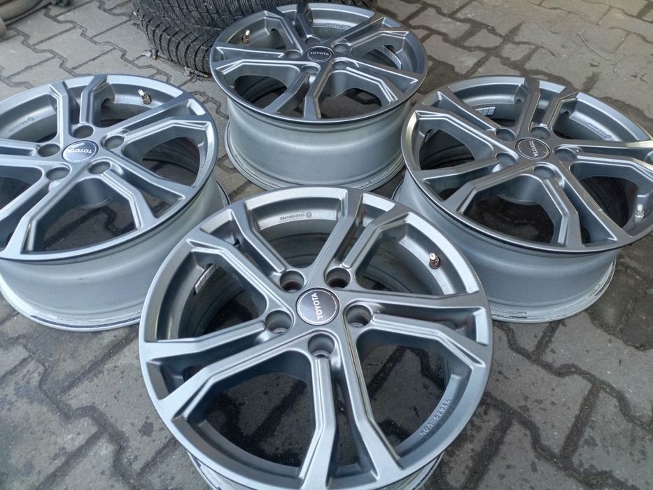 Felgi aluminiowe oryginalne Toyota Lexus 5x114,3 et40 7jx17