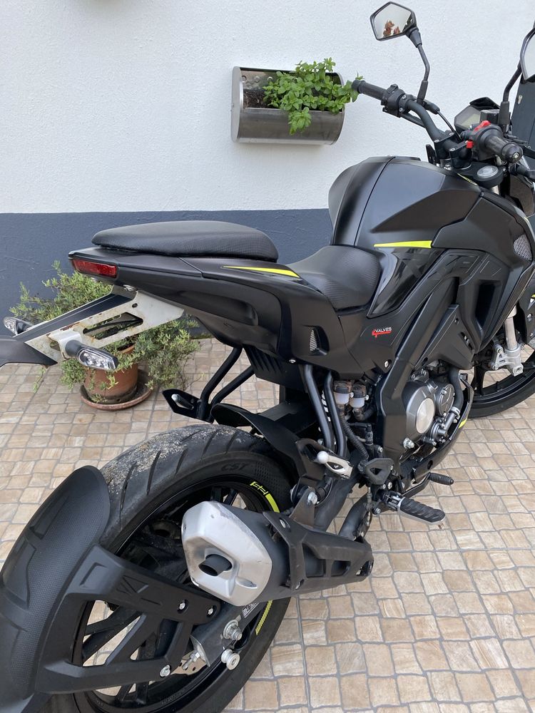 Keeway rkf 125.