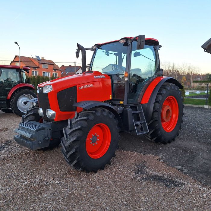 Kubota M135GX-S 753MTG 2015ROK SALON POLSKA New Holland