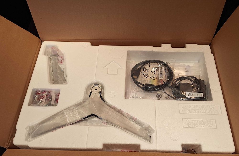 Monitor Gaming LG UltraGear 24" 24GN60R-B IPS FHD 144Hz 1ms