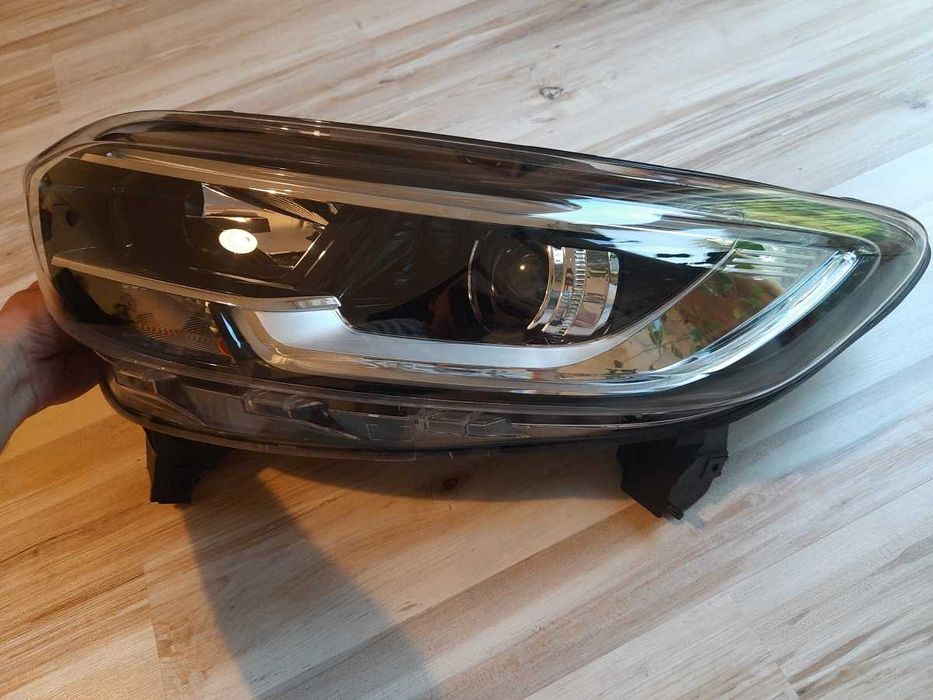 Reflektor lewy lampa lewa Renault Kadjar 15-22 Soczewka + LED Europa