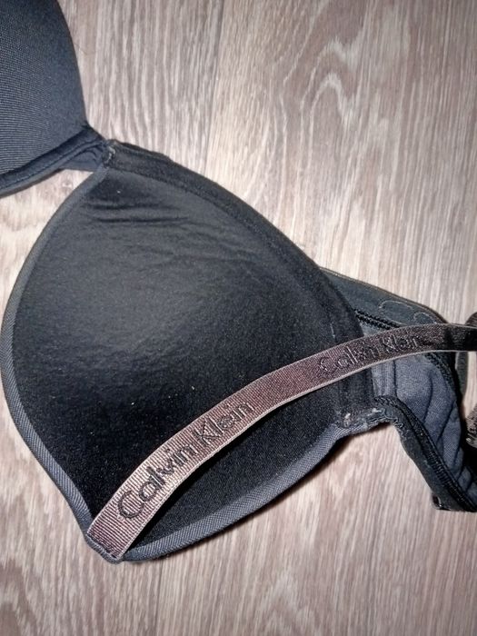 Бюстгальтер Calvin Klein