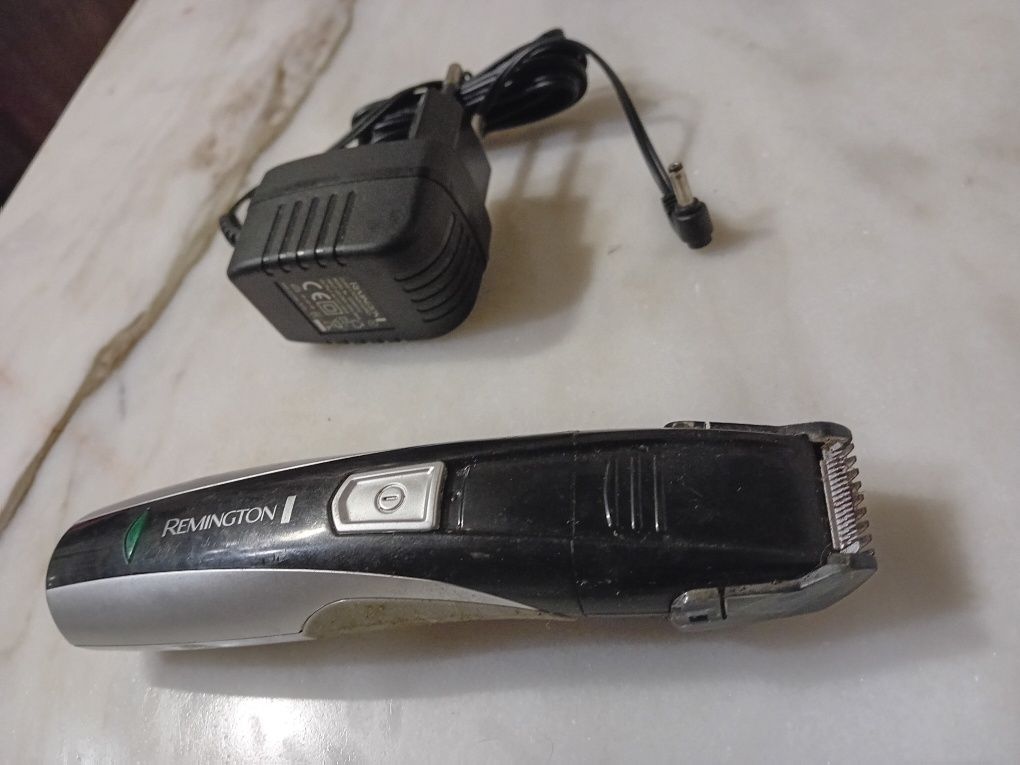 Conjunto de 4 Máquinas Cortar Cabelo/Barba