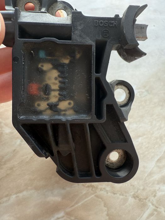 Реле регулятор Bosch