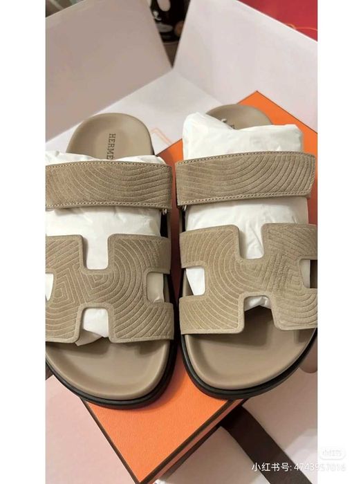 Buty z nadrukiem HERMES Chyre nowoczesny akcent buty