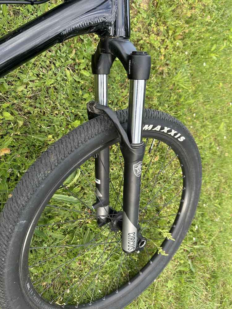 amortyzator manitou circus sport 100 mm