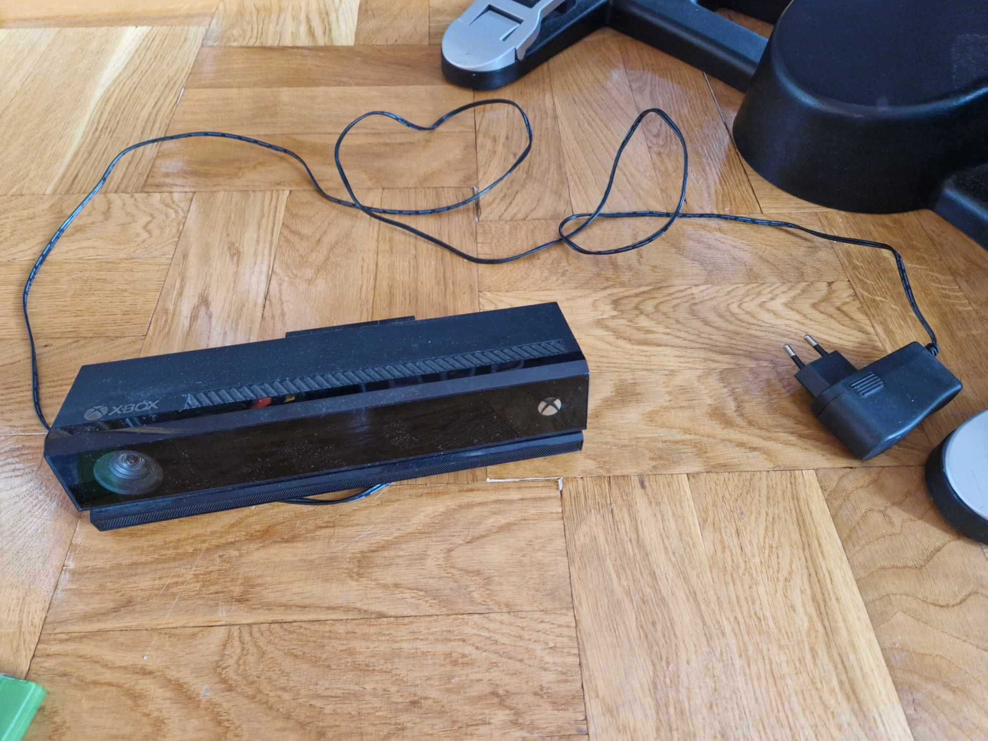 Xbox one s+cinect sensor+19 gier