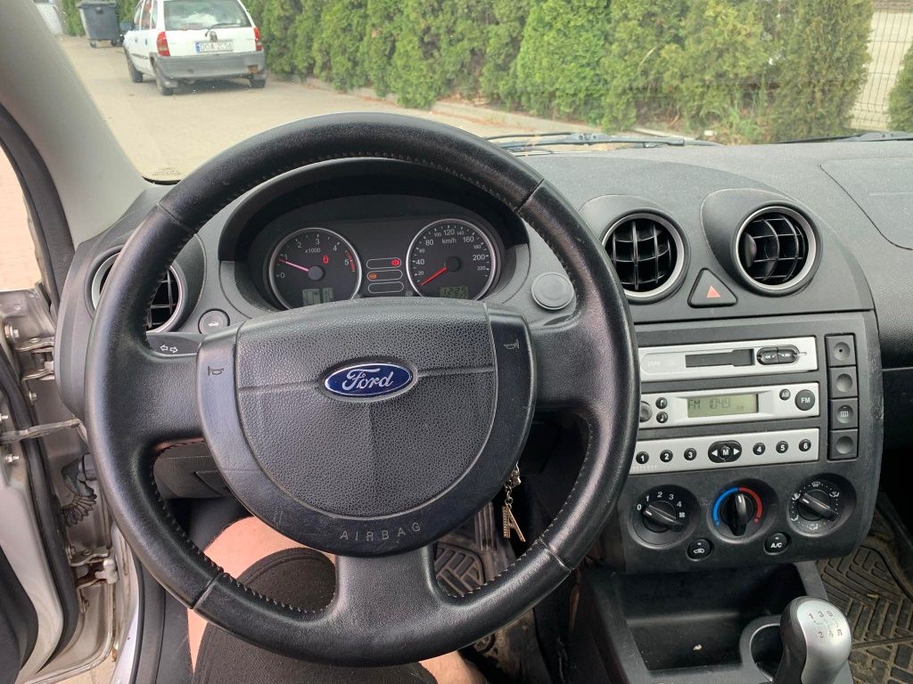 Ford Fiesta 2005 rok 1.4 tdci / okazja / sprawny / zamiana