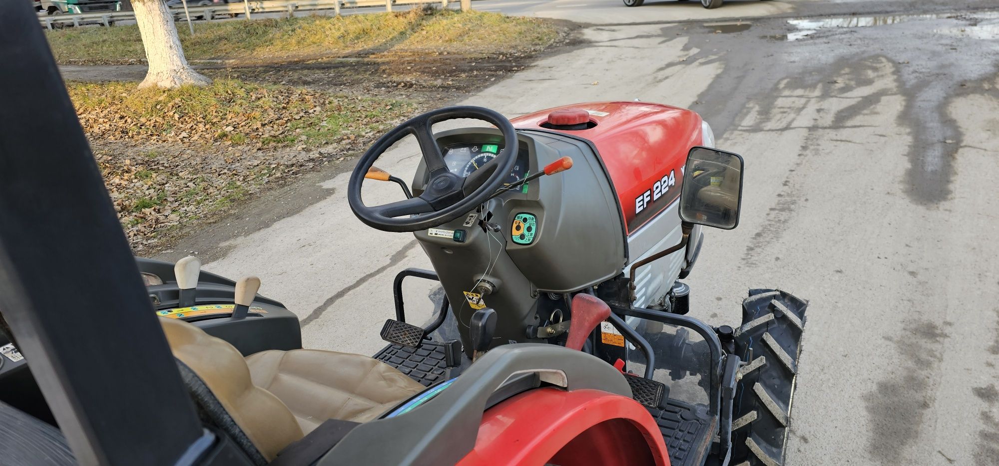 Мінітрактор Трактор Японский Yanmar EF 224