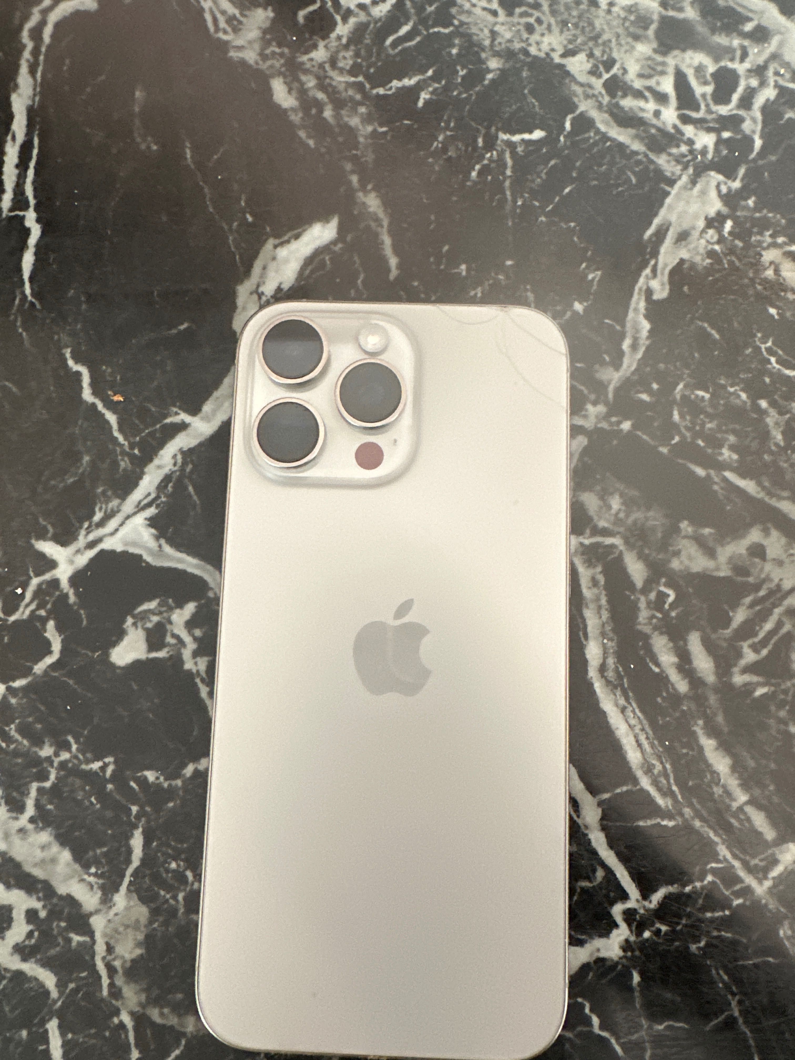 iPhone 16 256 GB CINZENTO. Disponível apenas hoje