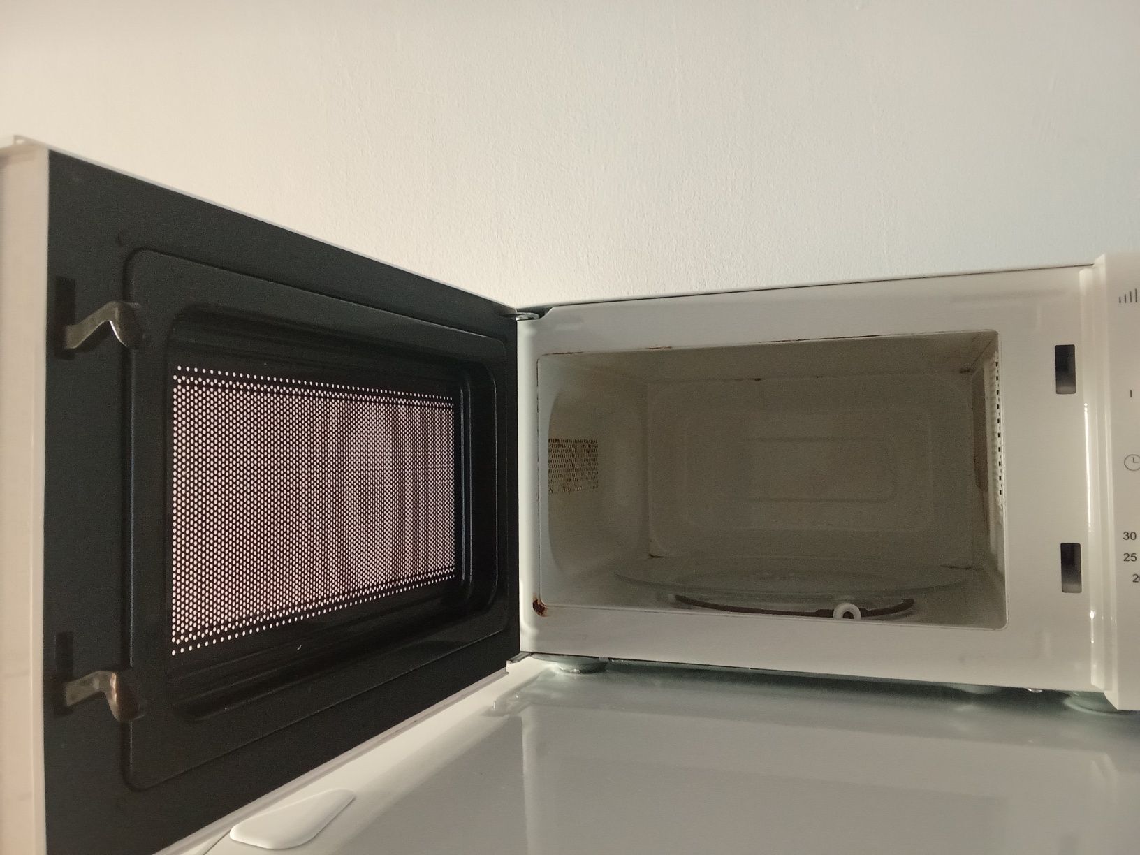 Microondas KUNFT