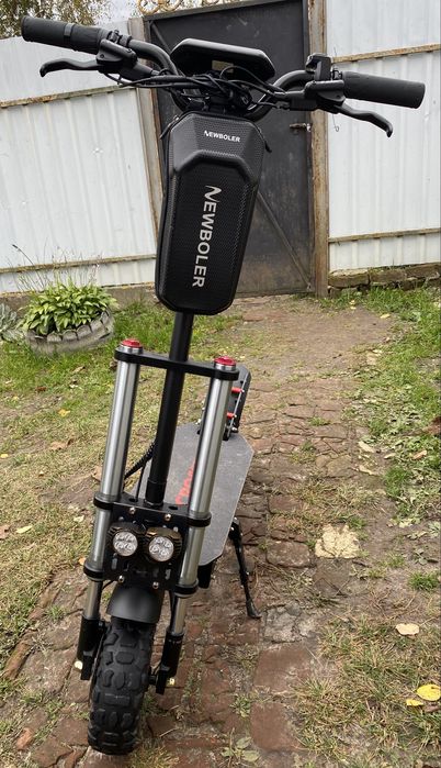 Потужний двомоторний електросамокат Crosser Rocket (3200W, 25Ah, 60V)