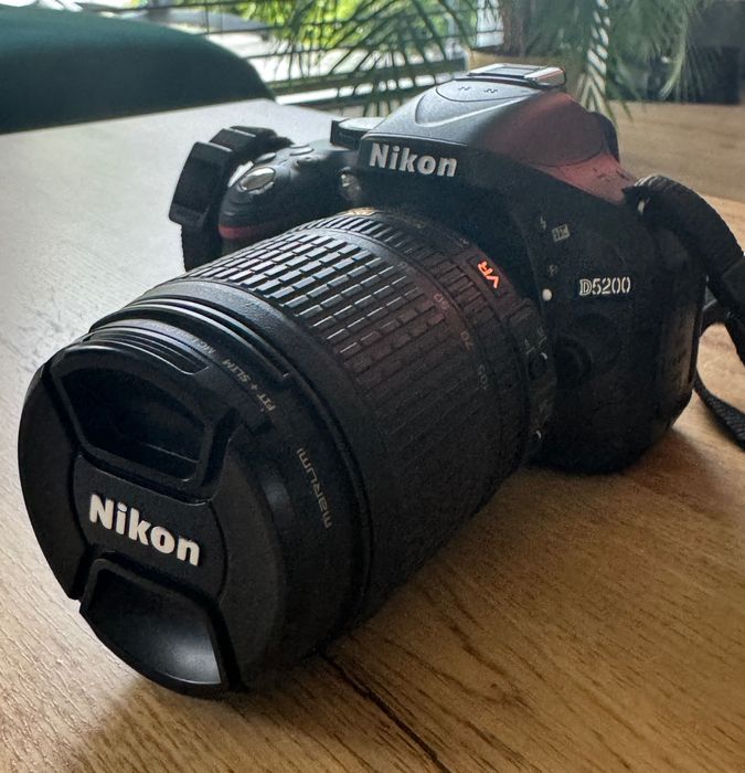 Sprzedam używaną lustrzankę Nikon D5200