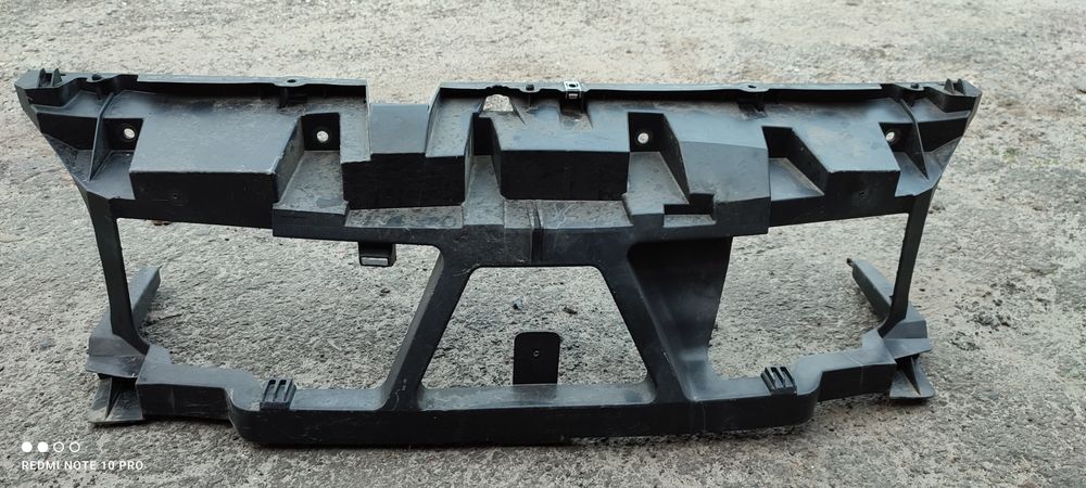 Панель передня, телевізор, підсилювач бампера scenic 2, дорестаіл