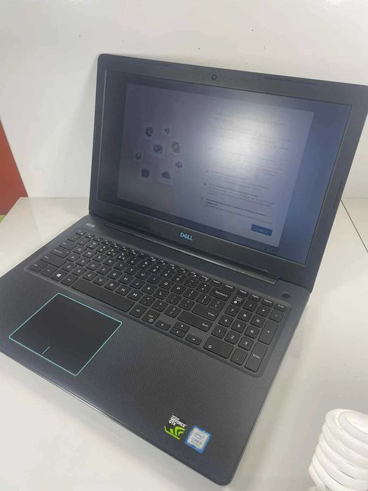 Laptop Dell I5-8GEN GTX 1050 8/256GB WIN 11 ZASILACZ