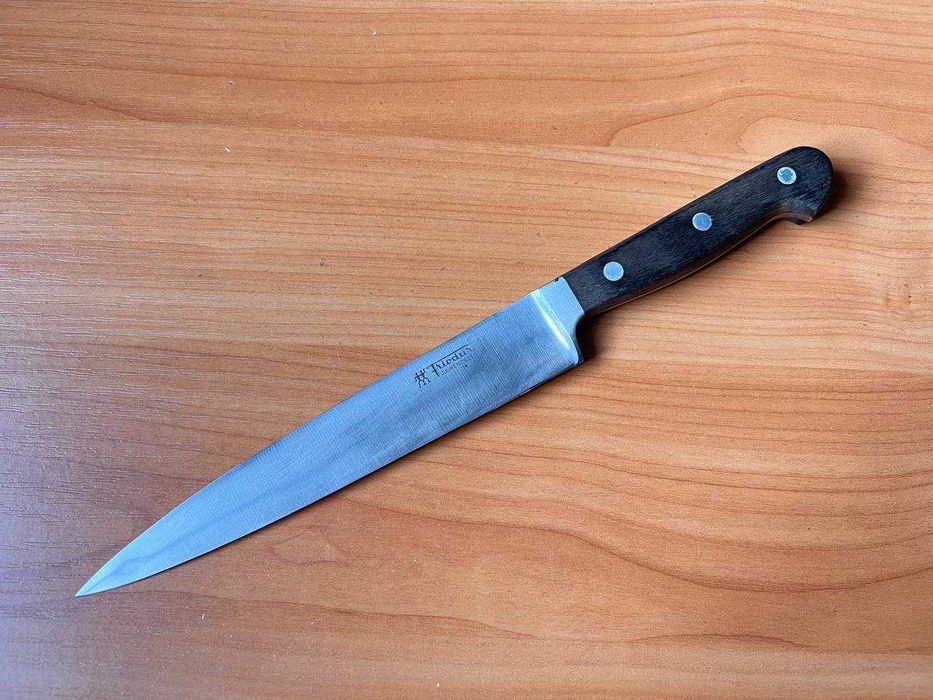 Кухонный японский Шеф-нож Гьюто J.A.HENCKELS