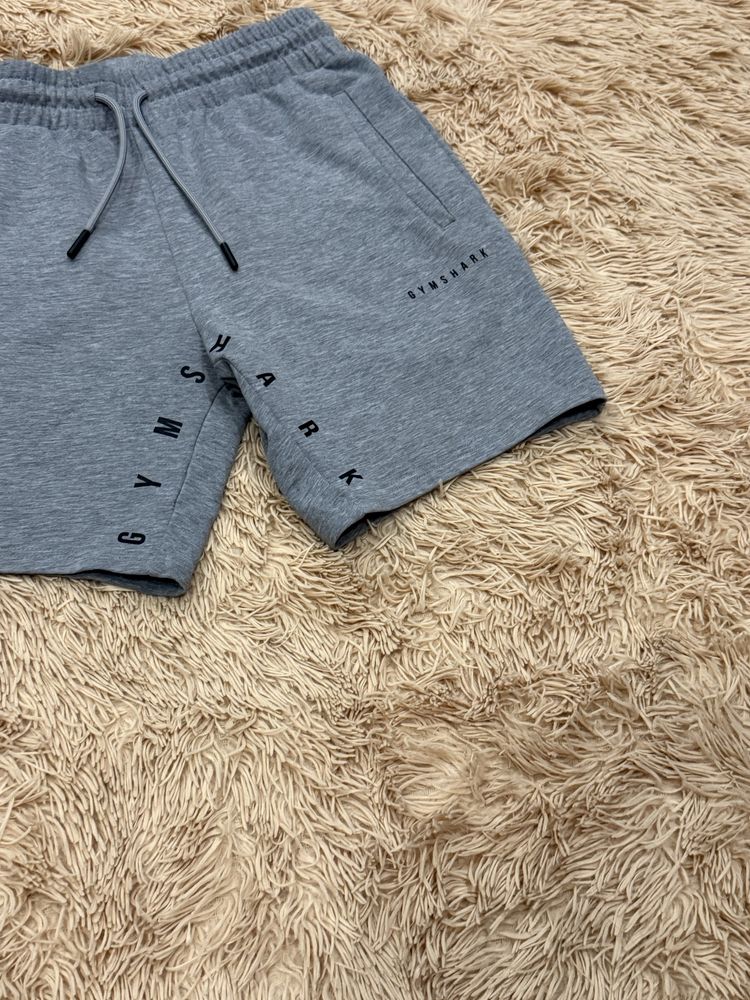 Серые шорты gymshark джимшарк оригинал s