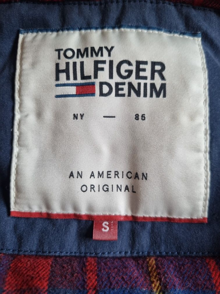 Granatowa kurtka zimowa Tommy Hilfiger Denim rozmiar S