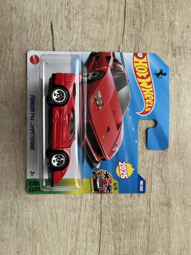 Ферарі F40 хотвілс