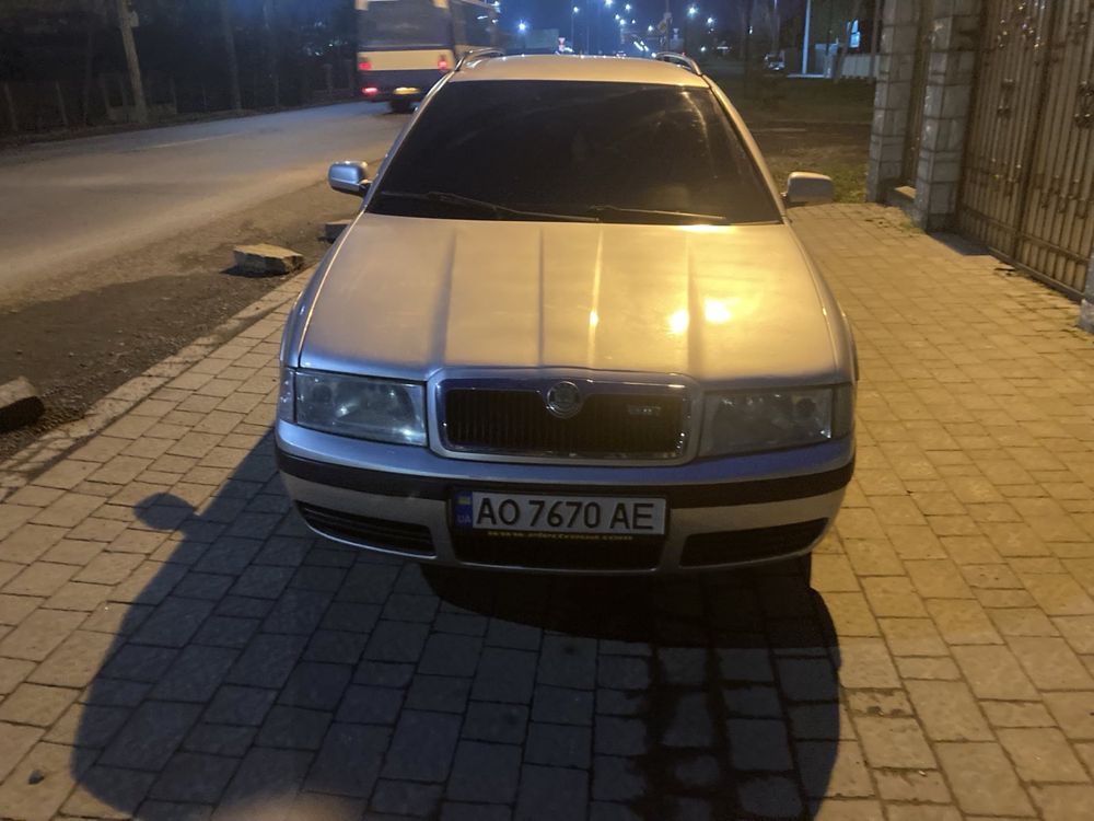 Продам Skoda Octavia 1.8бензин