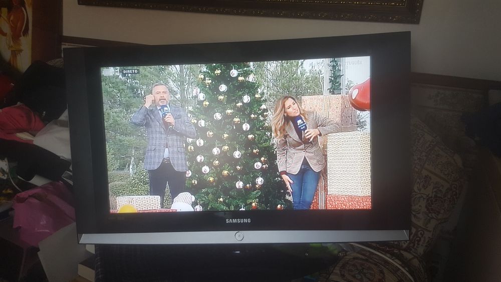 TV  Samsung  como  nova  32 polegadas