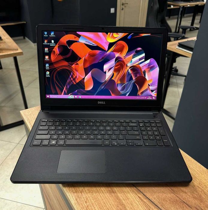 Ноутбук DELL 15"/Core i5-8250/SSD 256GB/8GB/Отличное Состояние/