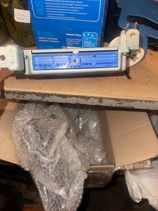 Блок управління від Nissan X-Trail Т-30