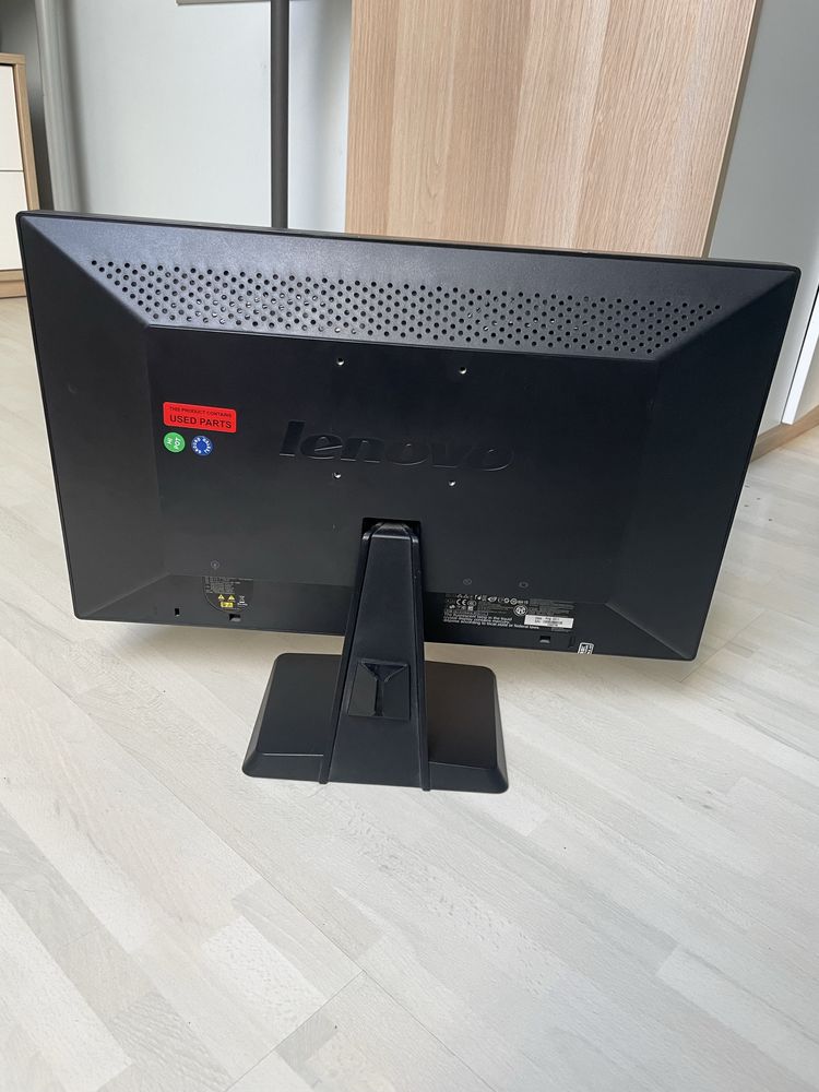 Monitor Lenovo Używany