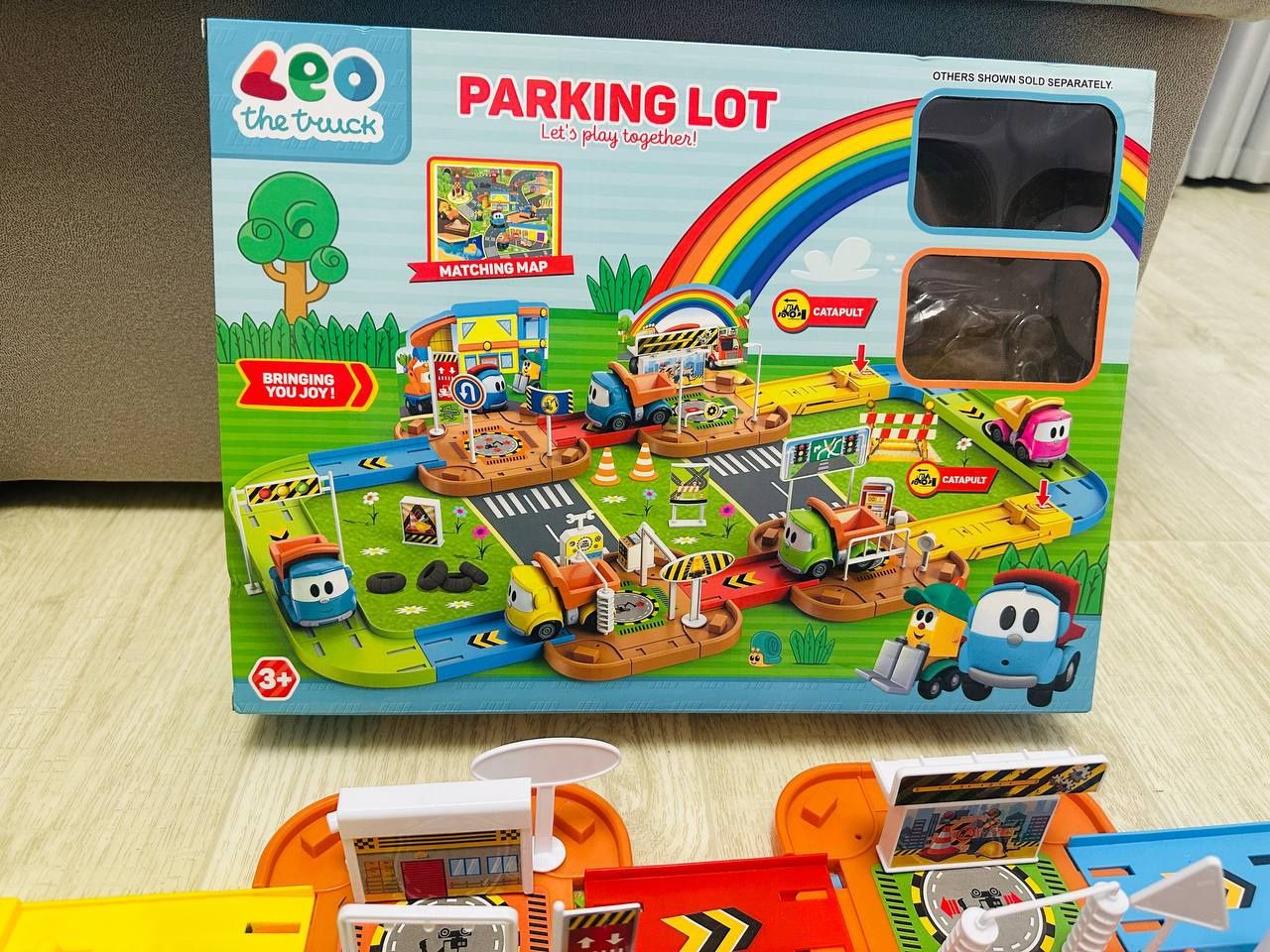Ігровий набір Star toys Паркінг «Вантажівка Лева та Лея»