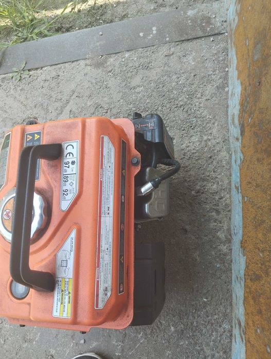 Товари для дома бензиновый генератор