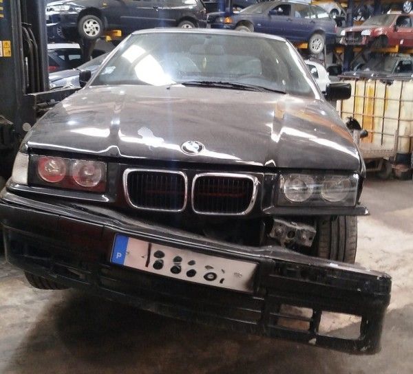 Para Peças Bmw 3 Compact (E36)