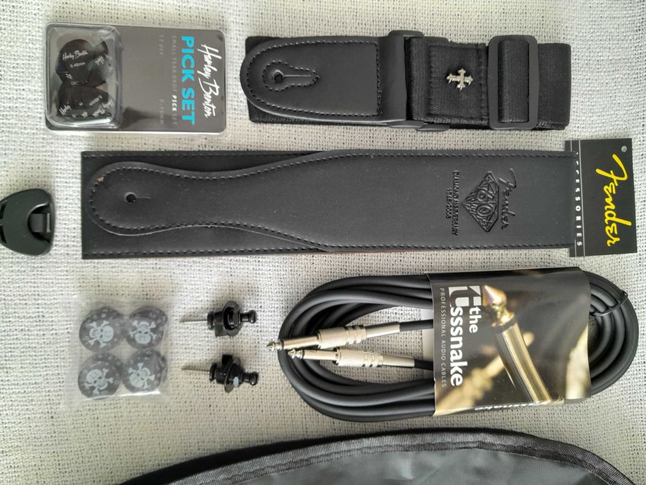 Gitara elektryczna Epiphone Les Paul Studio GOTH i gratisy